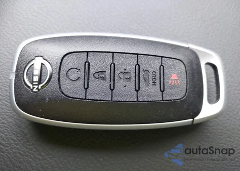 2025 Nissan Sentra Sr z USA, uszkodzony, nr VIN 3N1AB8DV5SY326472